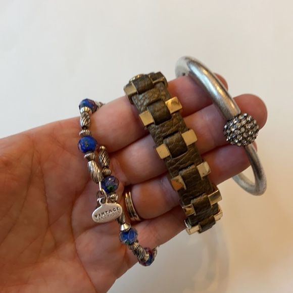 Set of 7 Bracelets - Picture 9 of 9